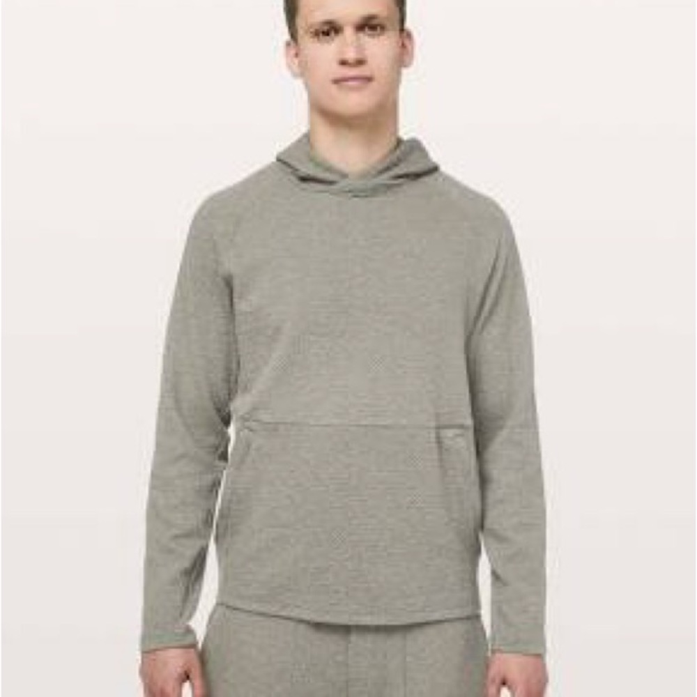 Lululemon Men’s At Ease Hoodie (M)